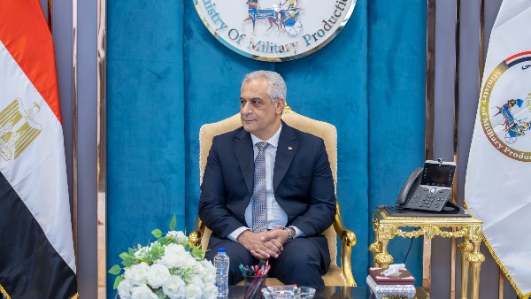الدكتور المهندس صلاح سليمان جمبلاط، وزير الدولة للإنتاج الحربي