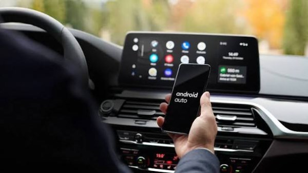 أجهزة ستتوقف عن دعم تطبيق Android Auto بالسيارات