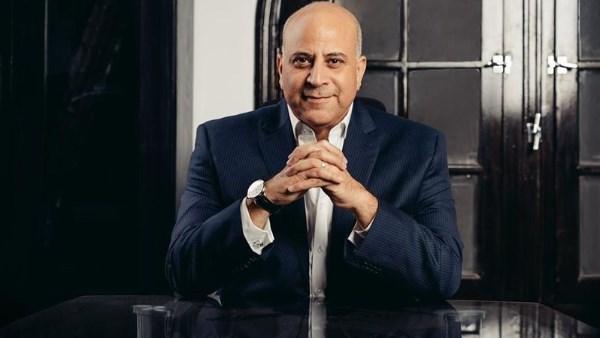 عمرو غلاب