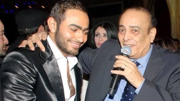 تامر حسني ووالده 