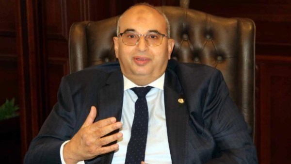 أشرف عبد الغني، أمين سر اللجنة الاقتصادية في مجلس الشيوخ