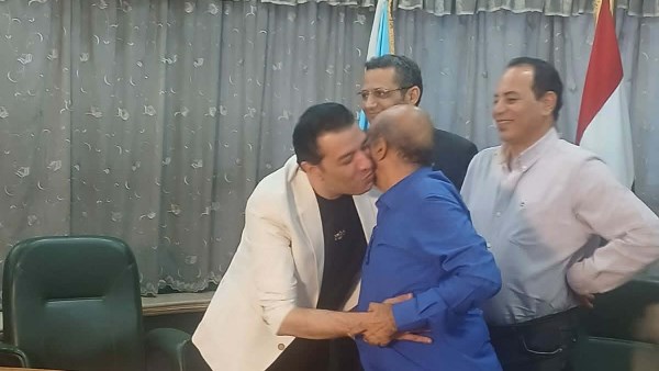 مصطفى كامل وطارق الشناوي
