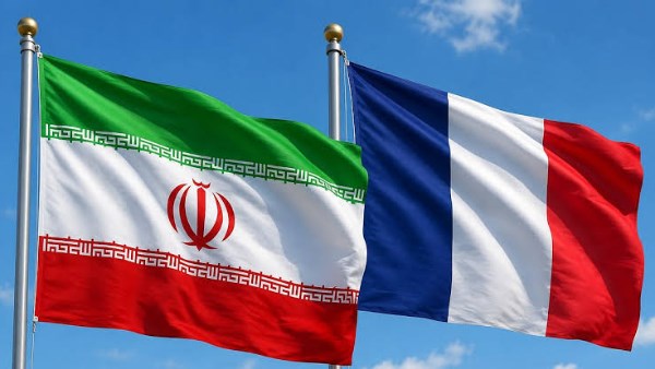 فرنسا إيران