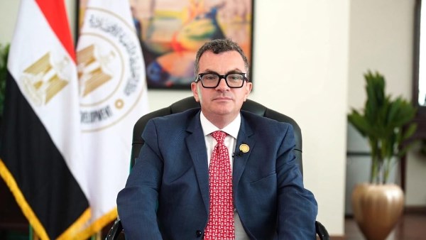 أحمد رستم 