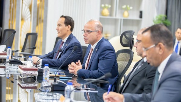 الدكتور محمد فريد وزير الاستثمار والتجارة الخارجية 
