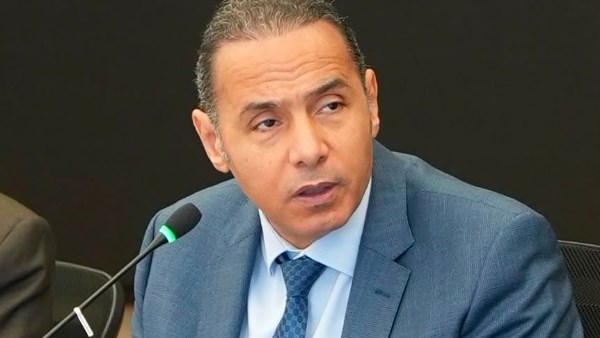 الدكتور إسلام عزام رئيس هيئة الرقابة المالية 