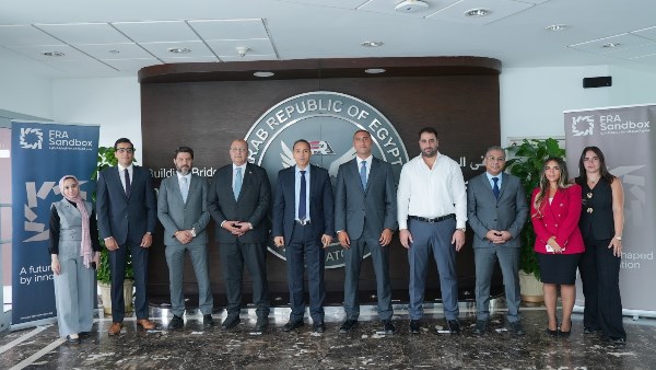 الدكتور إسلام عزام رئيس هيئة الرقابة المالية 
