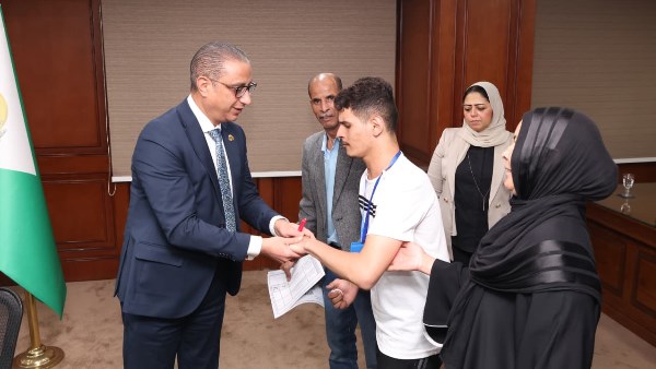 الدكتور أحمد الأنصاري محافظ الجيزة