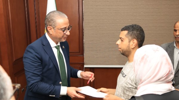 الدكتور أحمد الأنصاري محافظ الجيزة 