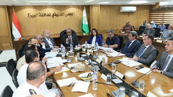 الدكتور أحمد الأنصاري محافظ الجيزة 