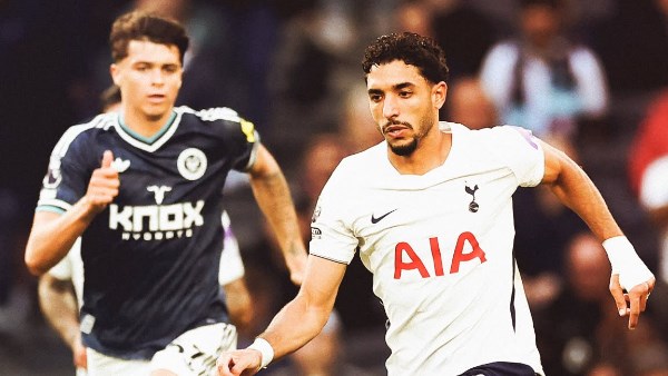 444 مليون يورو لا تكفي.. ماذا يحدث داخل توتنهام مع دي زيربي؟ 444 مليون يورو لا تكفي.. ماذا يحدث داخل توتنهام مع دي زيربي؟