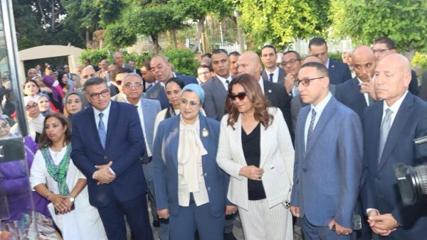 وزيرة التنمية المحلية ونائب محافظ المنيا 