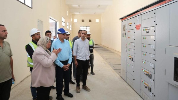 محافظ المنيا يتفقد المحطة 