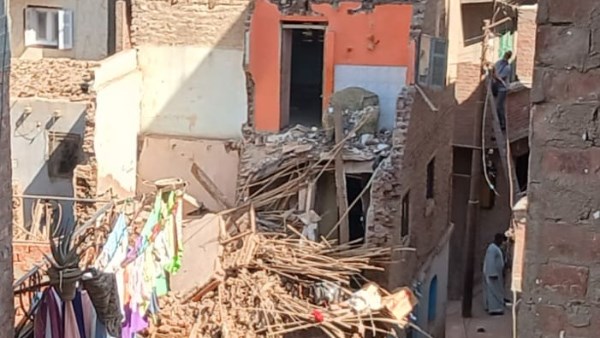إنهيار منزل بأسيوط 