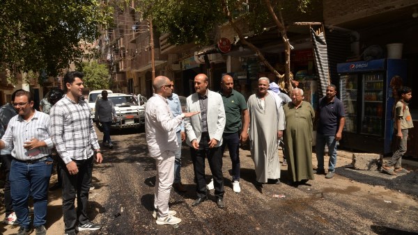 محافظ أسيوط يتفقد أعمال رصف وتطوير عدد من الشوارع والتفرعات بمنطقة سيد