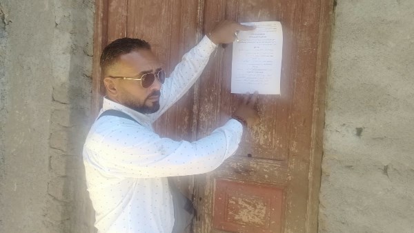 حملات طرق الأبواب بأبنوب لحث المواطنين على استكمال إجراءات التصالح في مخالفات البناء