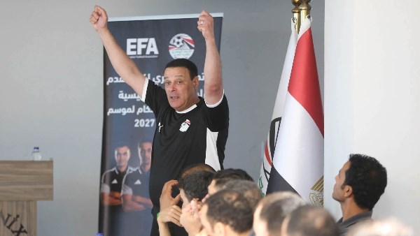 عصام عبد الفتاح