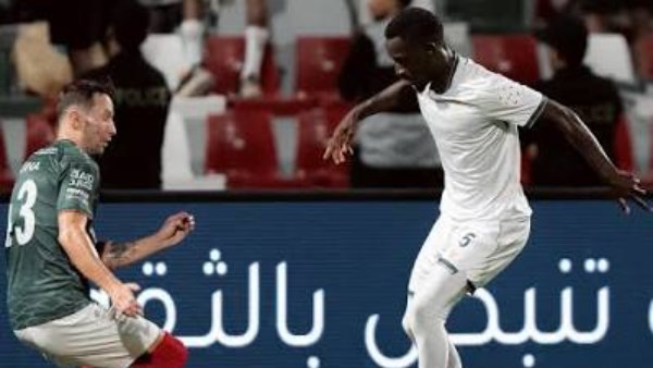 الدرعية يكتسح الاتفاق بثلاثية نظيفة في دوري روشن الدرعية يكتسح الاتفاق بثلاثية نظيفة في دوري روشن