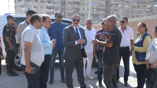 محطة جديدة من محطات التطوير.. محافظ بورسعيد يتابع بدء أعمال تطوير ورفع كفاءة مساكن الوفاء محطة جديدة من محطات التطوير.. محافظ بورسعيد يتابع بدء أعمال تطوير ورفع كفاءة مساكن الوفاء