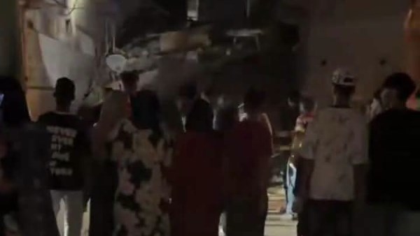 سقوط عقار 