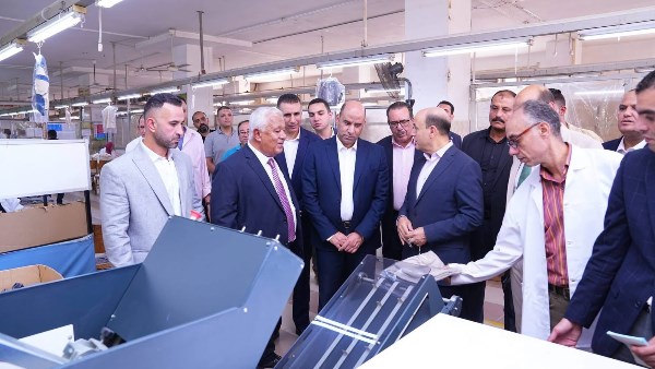 محافظ الغربية ووزير العمل 