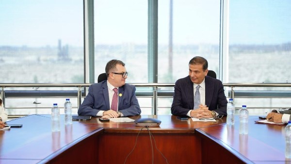 وزير الزراعة والتخطيط