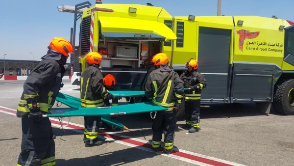 تجربة طوارئ بمطار القاهرة