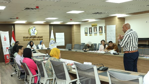 القومي للمرأة ينظم تدريبًا لطلاب وطالبات التدريب الصيفي على لعبة الادخار للتوعية بالثقافة المالية 