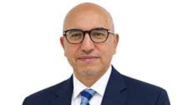 الدكتور أحمد مصطفى