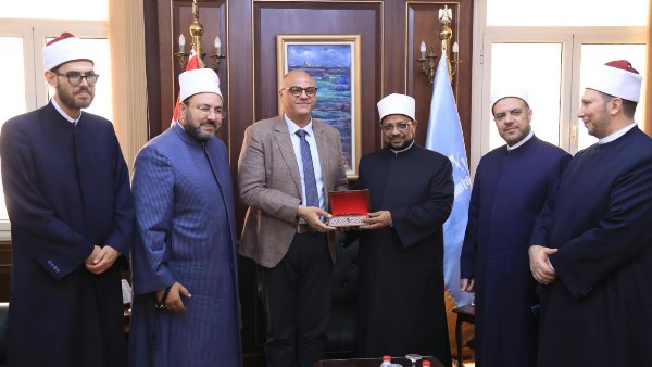 أمين البحوث الإسلامية يلتقي محافظ الإسكندرية