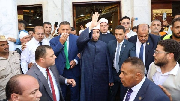 وزير الأوقاف ومحافظ القليوبية يفتتحان مجمع الرحمة الإسلامي