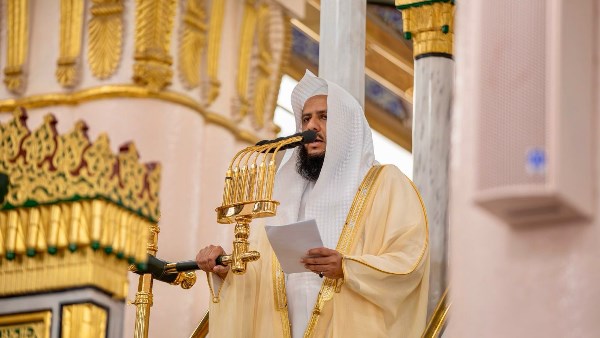 الشيخ خالد المهنا خطيب المسجد النبوي 