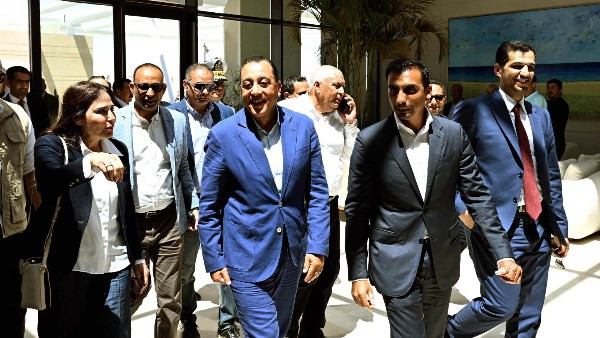 رئيس الوزراء 