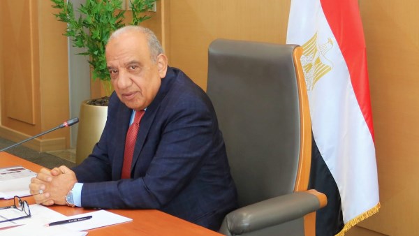 وزير الكهرباء 