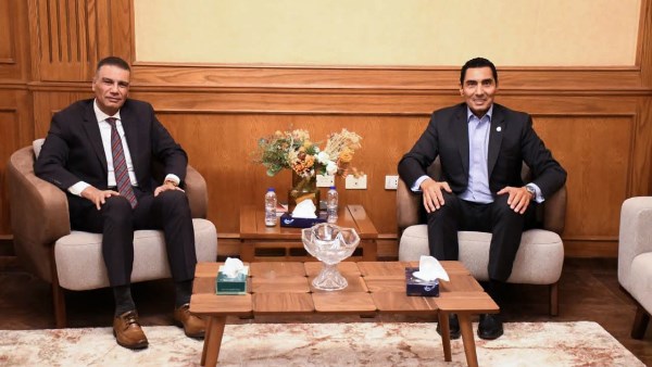 محافظ جنوب سيناء خلال لقاء وزير الشباب والرياضة 