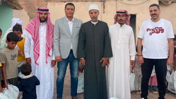توزيع حلوى المولد بدهب 