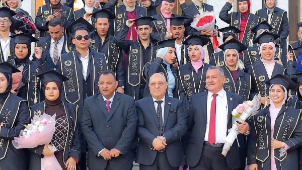 احتفالية كلية الاداب 