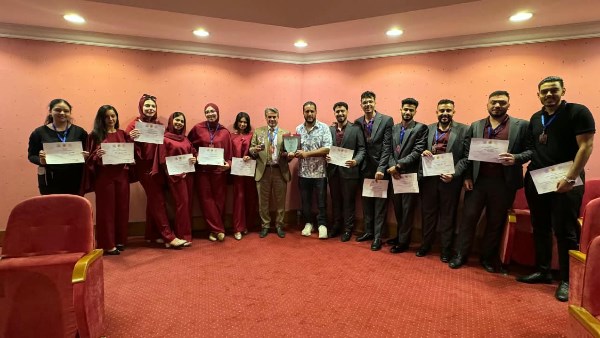 ممثلى. الجامعه 