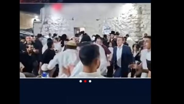 مقطع من فيديو الاعتداء على مقام يوسف