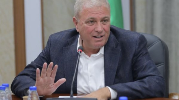 خميس عطية نائب رئيس مجلس النواب الأردني