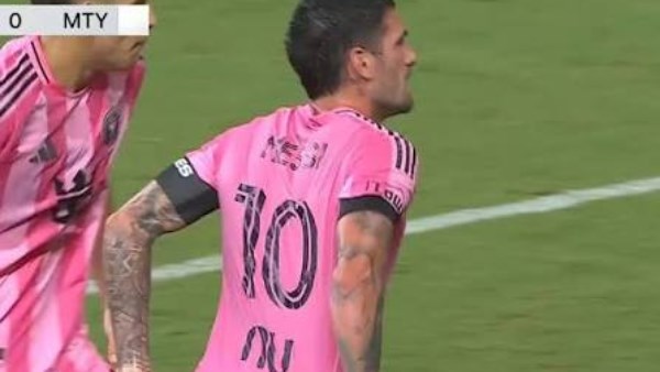 رودريغو دي باول يدعم ميسي 