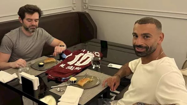 محمد صلاح ووكيله