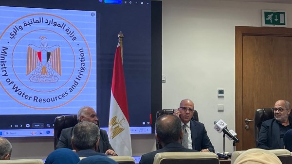 وزير الرى والموارد المائية 