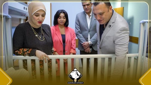 وفد تنسيقية شباب الأحزاب والسياسيين يزور مستشفى الناس