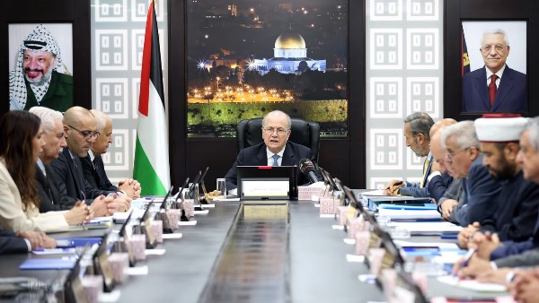 رئيس الوزراء الفلسطيني: ما يتعرض له شعبنا في غزة نابع من دوافع سياسية إسرائيلية مبيّتة