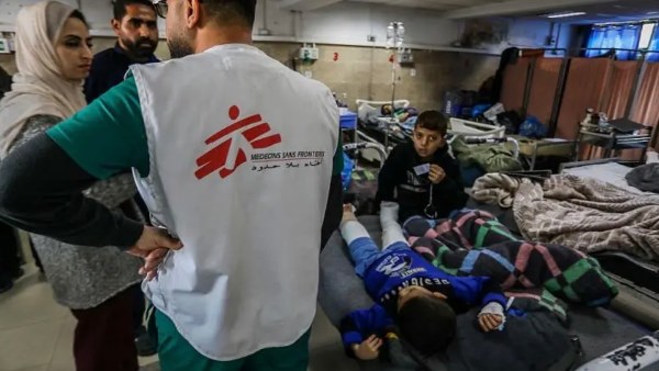 "أطباء بلا حدود" تدين رفض الاحتلال فتح تحقيق جنائي في مقتل وإصابة عدد من موظفيها