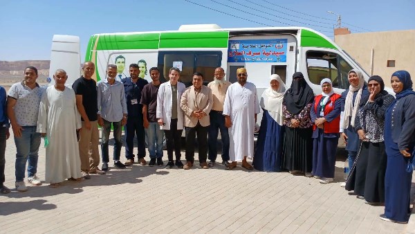 "صحة شمال سيناء": الكشف علي 80 مواطنا في قافلة طبية بقرية بوسط سيناء