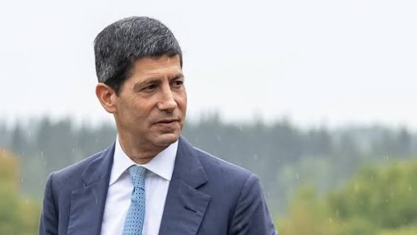 مستثمرو السندات يتوخون الحذر بعد دعم الفيدرالي لرهانات رفع الفائدة