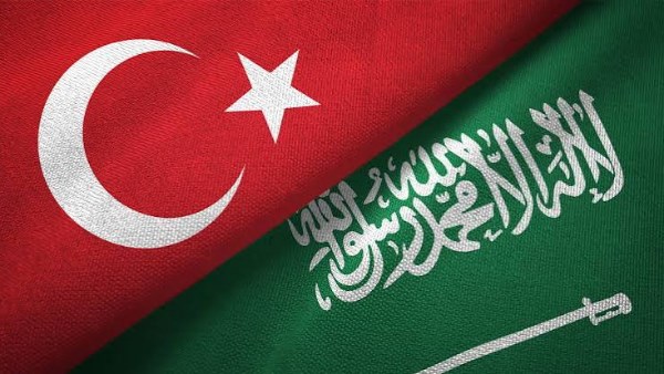 وزير الدفاع السعودي يصل إلى تركيا للمشاركة باجتماع اللجنة السياسية الدفاعية لاتفاقية مكة