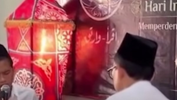 طلاب إندونيسيا 